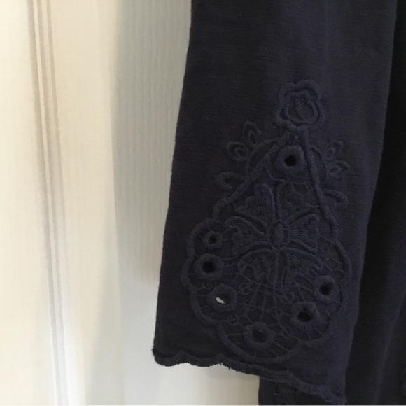 Talbots 100% Eyelet Cotton Navy Top - Picture 2 of 3